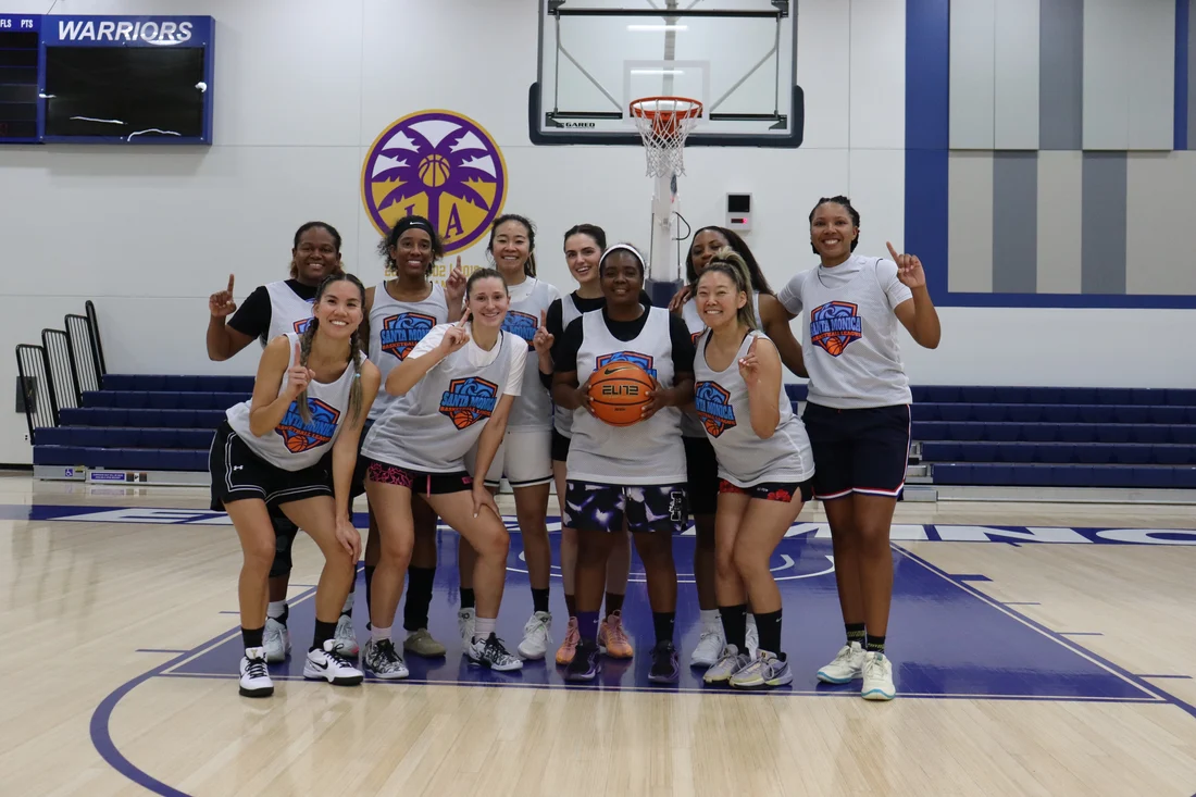 Santa Monica Basketball League players together on the court
