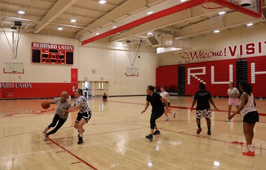 Santa Monica Basketball League open gym players